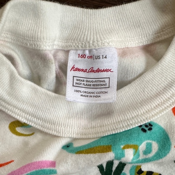 Hanna Andersson Colorful Dinosaur Pajama Set Never Been Worn - Picture 2 of 2